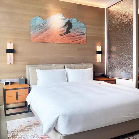 L+Snow Supreme Hotel เซี่ยงไฮ้ ภายนอก รูปภาพ