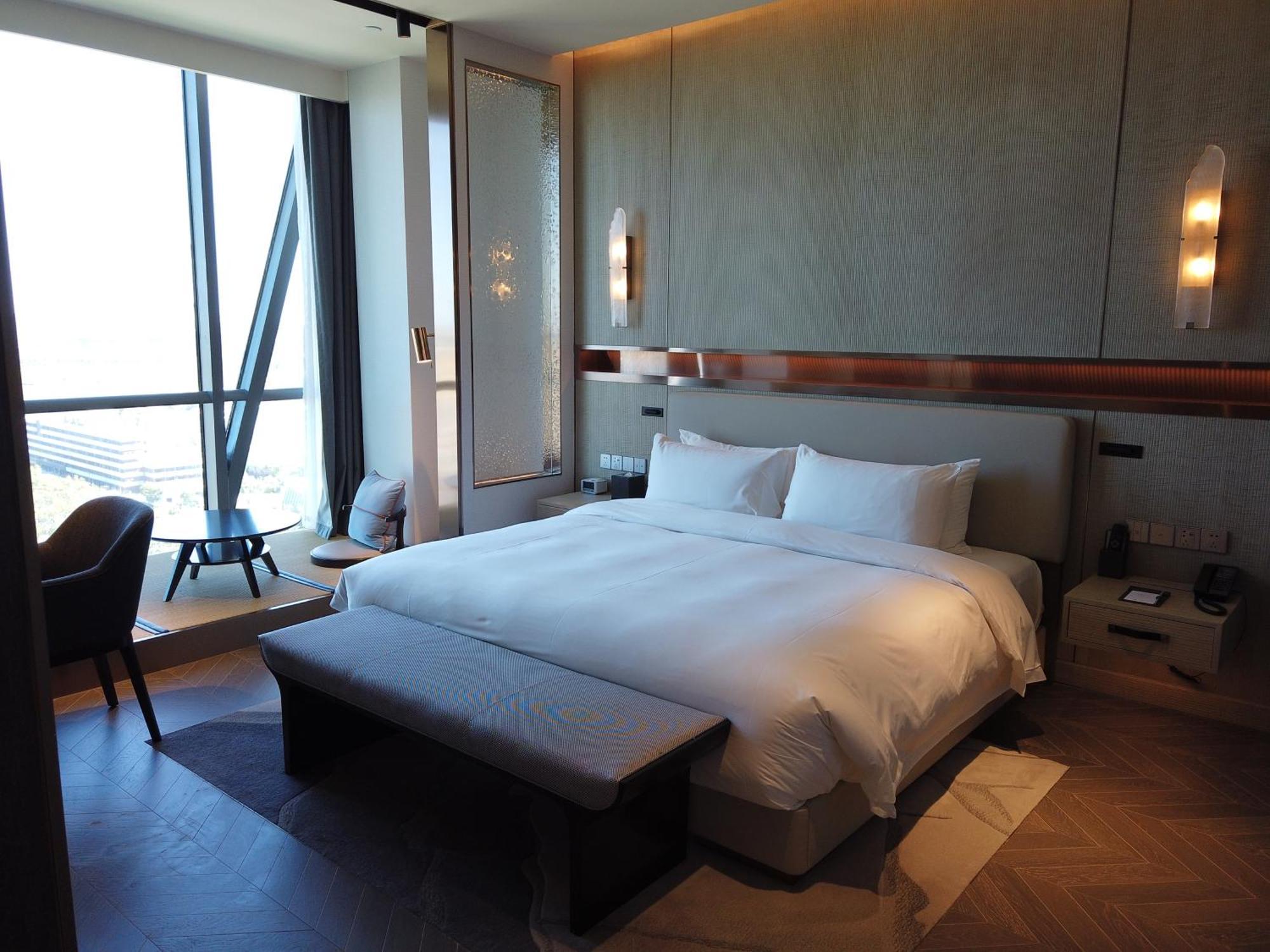 L+Snow Supreme Hotel เซี่ยงไฮ้ ภายนอก รูปภาพ